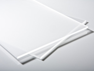  Plexisklo čiré satinované 4 mm