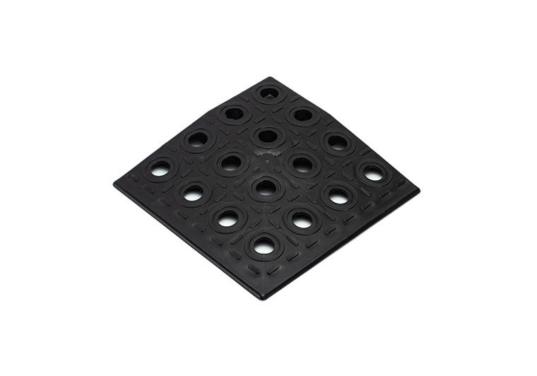 Rohový nájezd GripTile - černý