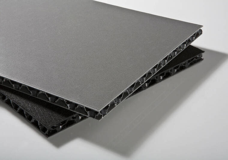 PP bublinkový šedý 3.8 mm s 3D texturou 960 x 1990 mm