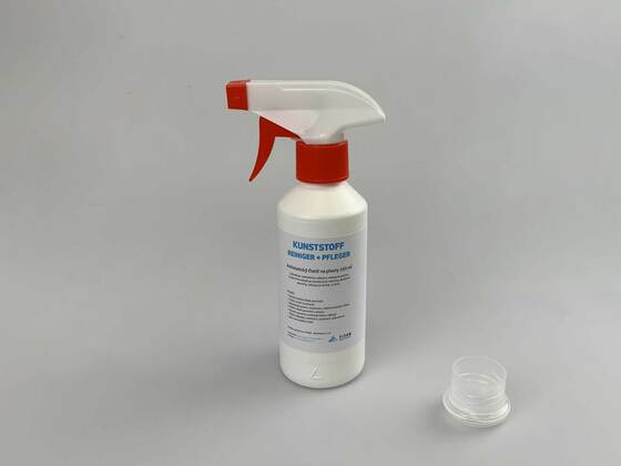 Antistatický čistič na plasty 250 ml s rozprašovačem